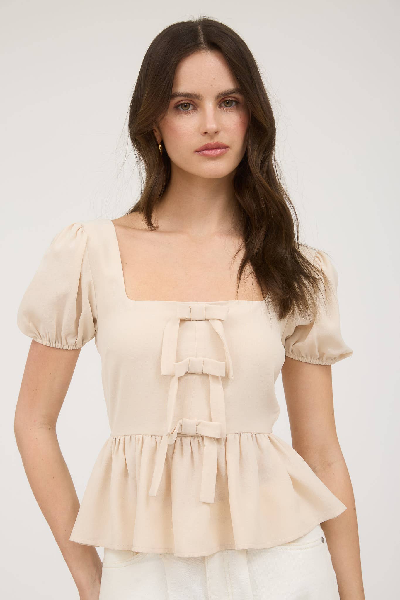 Bow Front Top, Feathered Farmhouse