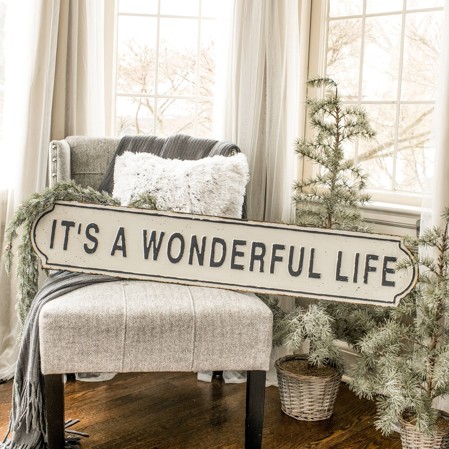 It's a Wonderful Life Sign, Feathered Farmhouse