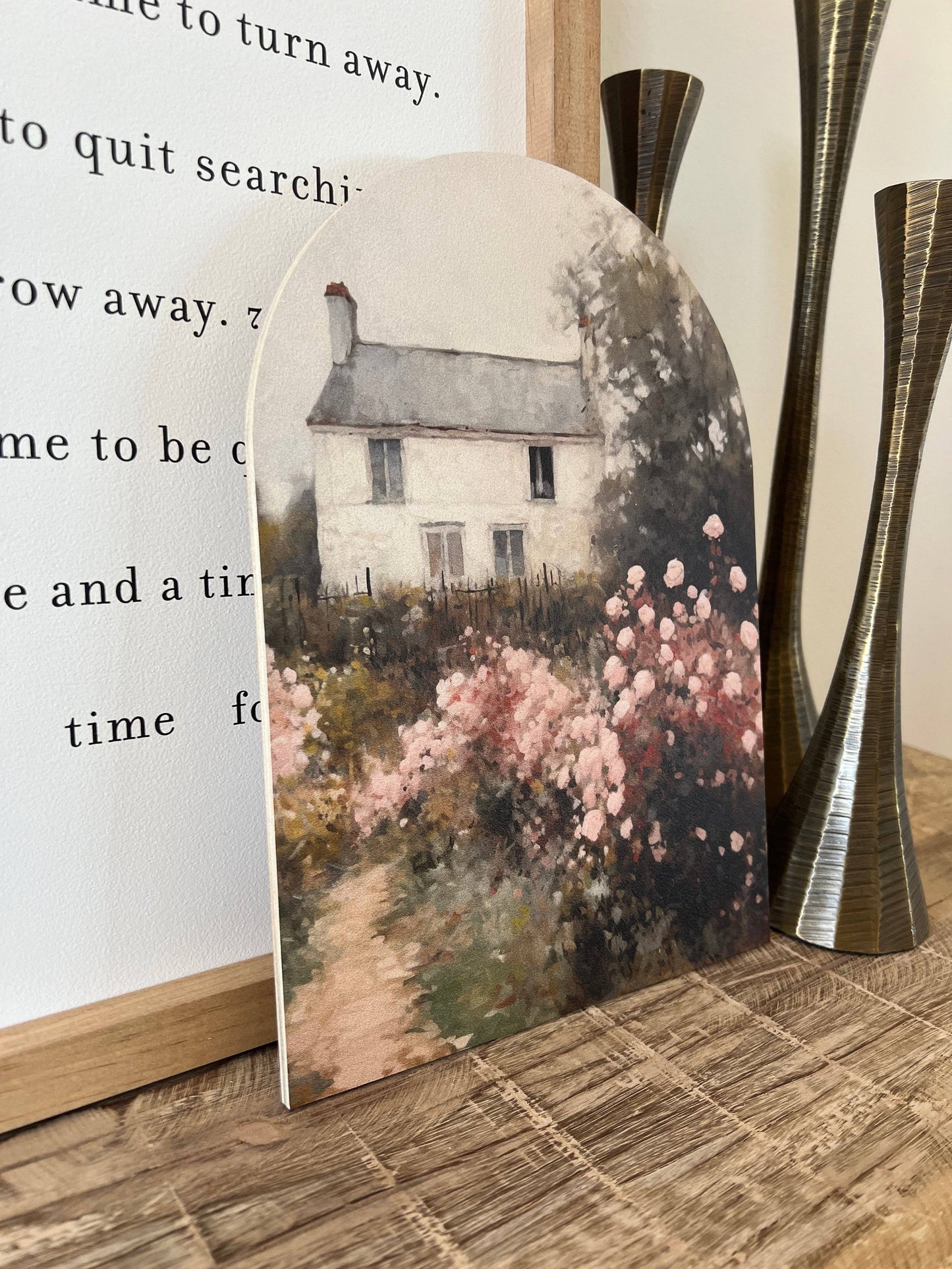 Eleanor Arch, Feathered Farmhouse