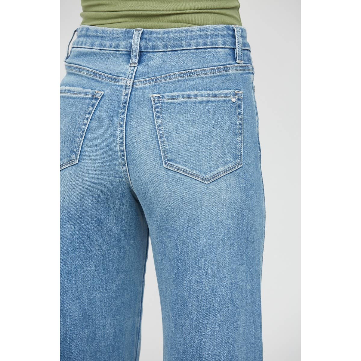 Mica Skater Jean, Feathered Farmhouse