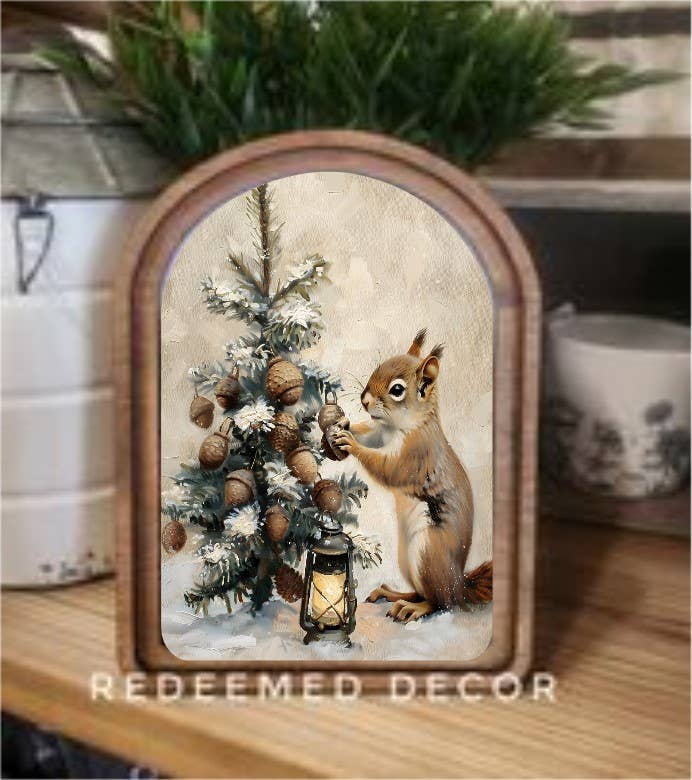 Christmas Squirrel Framed Arch Top, Feathered Farmhouse