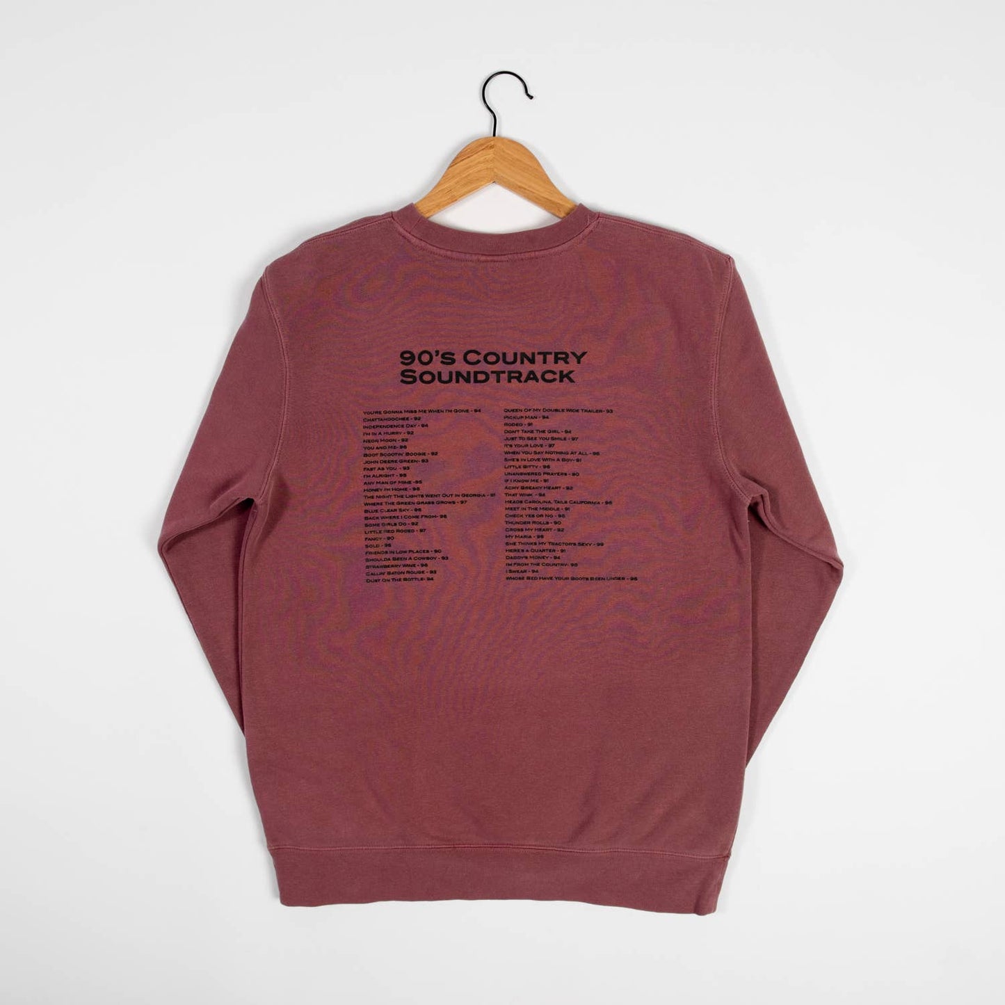 Graphic Western '90s Country Soundtrack' Crewneck, Feathered Farmhouse