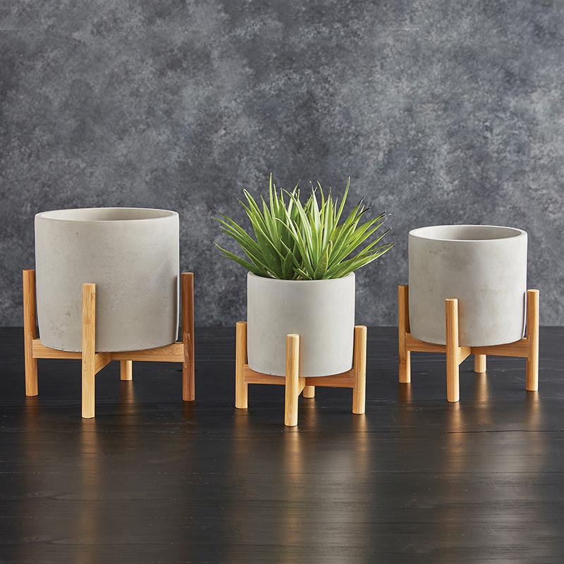 Round Pot, The Feathered Farmhouse