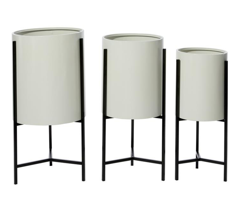 Cream Metal Planter, The Feathered Farmhouse