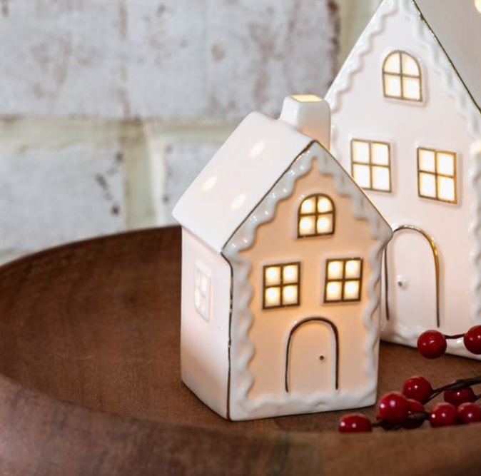 White LED House, Feathered Farmhouse
