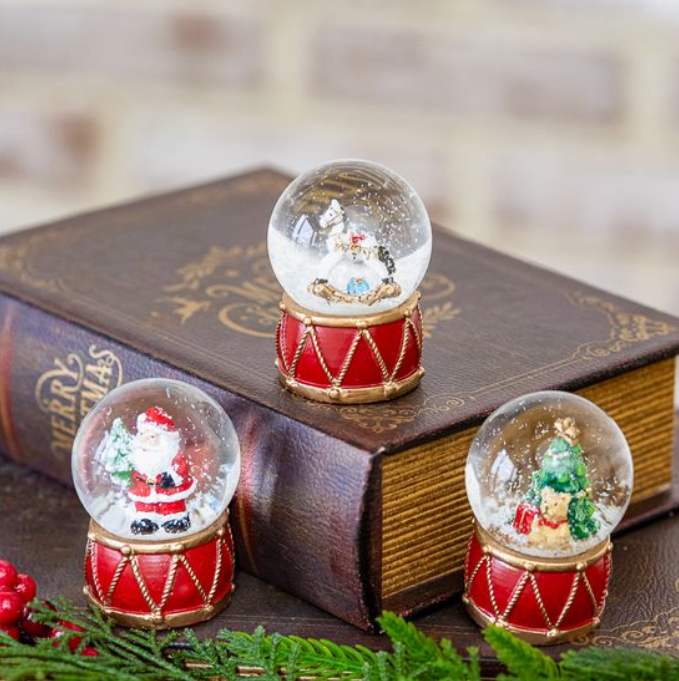 Mini Snow Globe, Feathered Farmhouse
