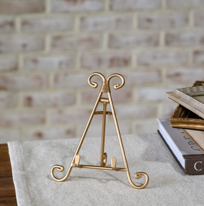 Triangle Easel, Feathered Farmhouse