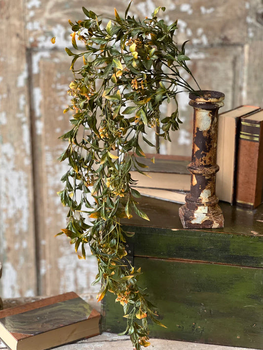 Burlington Leaves Hanging, Feathered Farmhouse