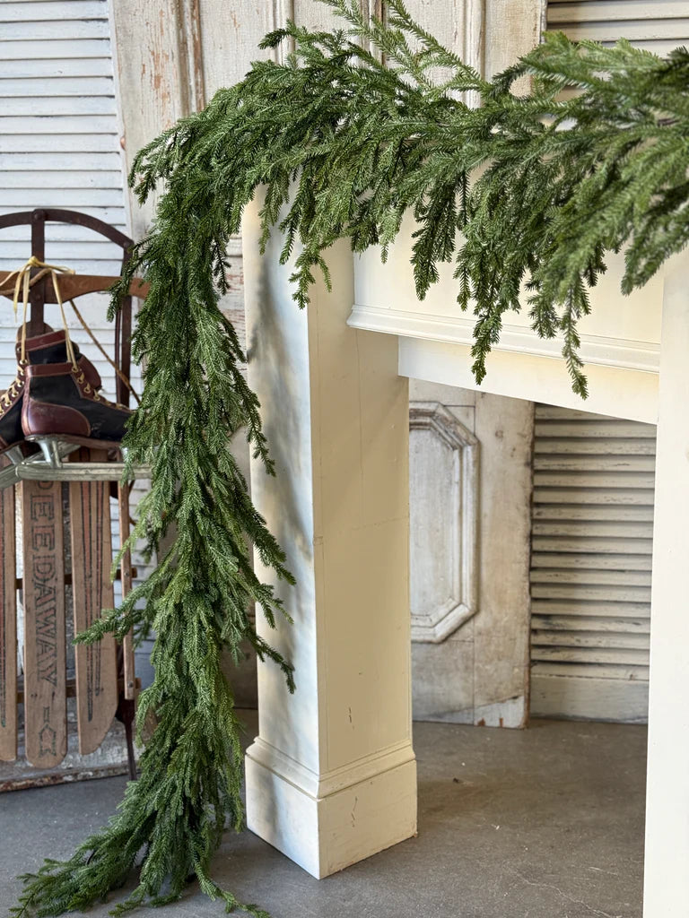 Greenwood Valley Garland, Feathered Farmhouse