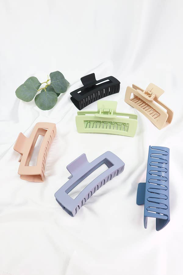 Matte Jumbo Cut Out Rectangle Hair Claw