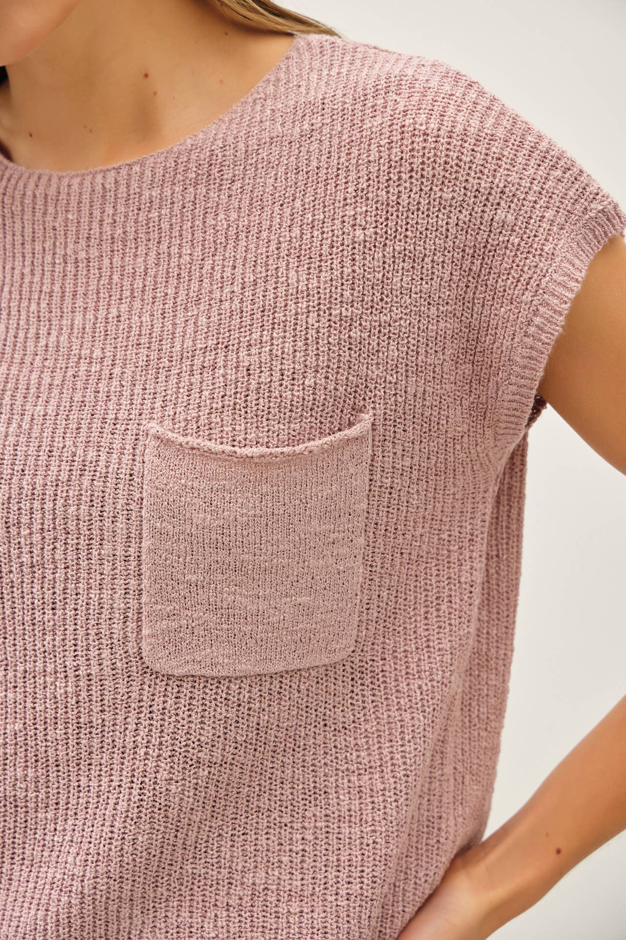 Patch Pocket Top, Feathered Farmhouse