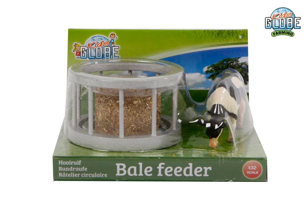 1:32 Scale Cattle Feeder Set W/ Round Bale And Standing Cow