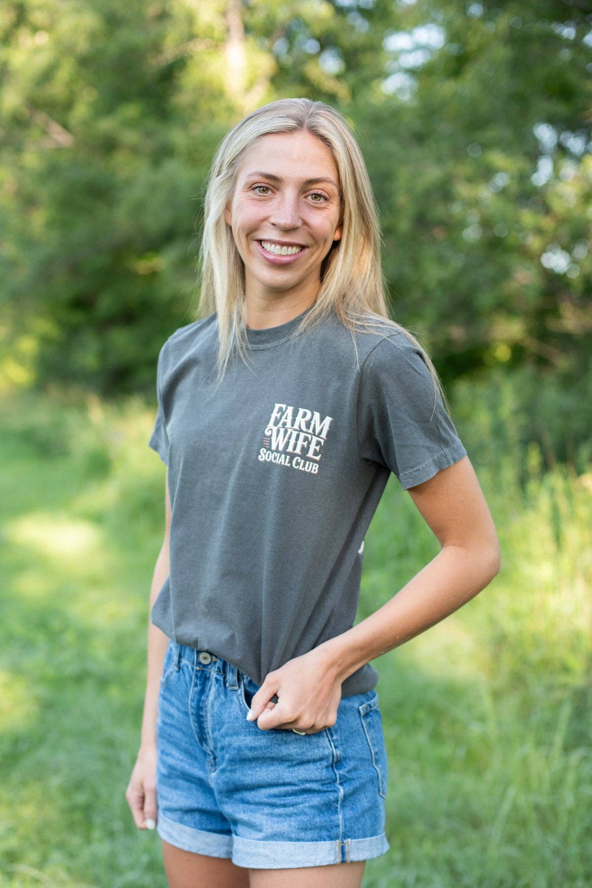 Western 'Farm Wife Social Club' Charcoal Graphic Women's Tee, Feathered Farmhouse