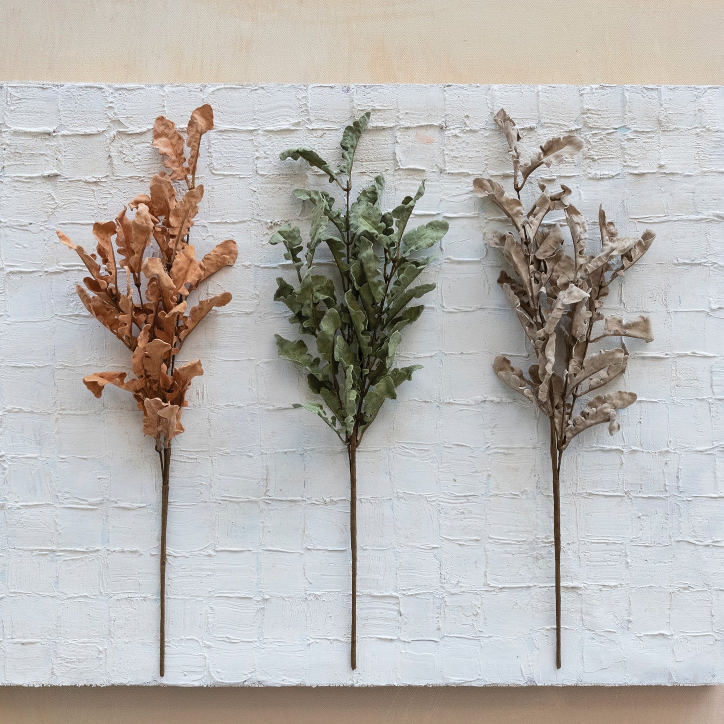 Faux Oak Leaf Stem, Feathered Farmhouse
