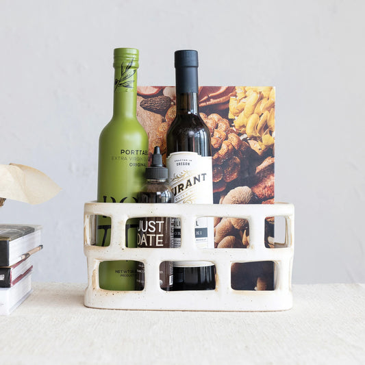 Matte Cream Speckled Basket, The Feathered Farmhouse