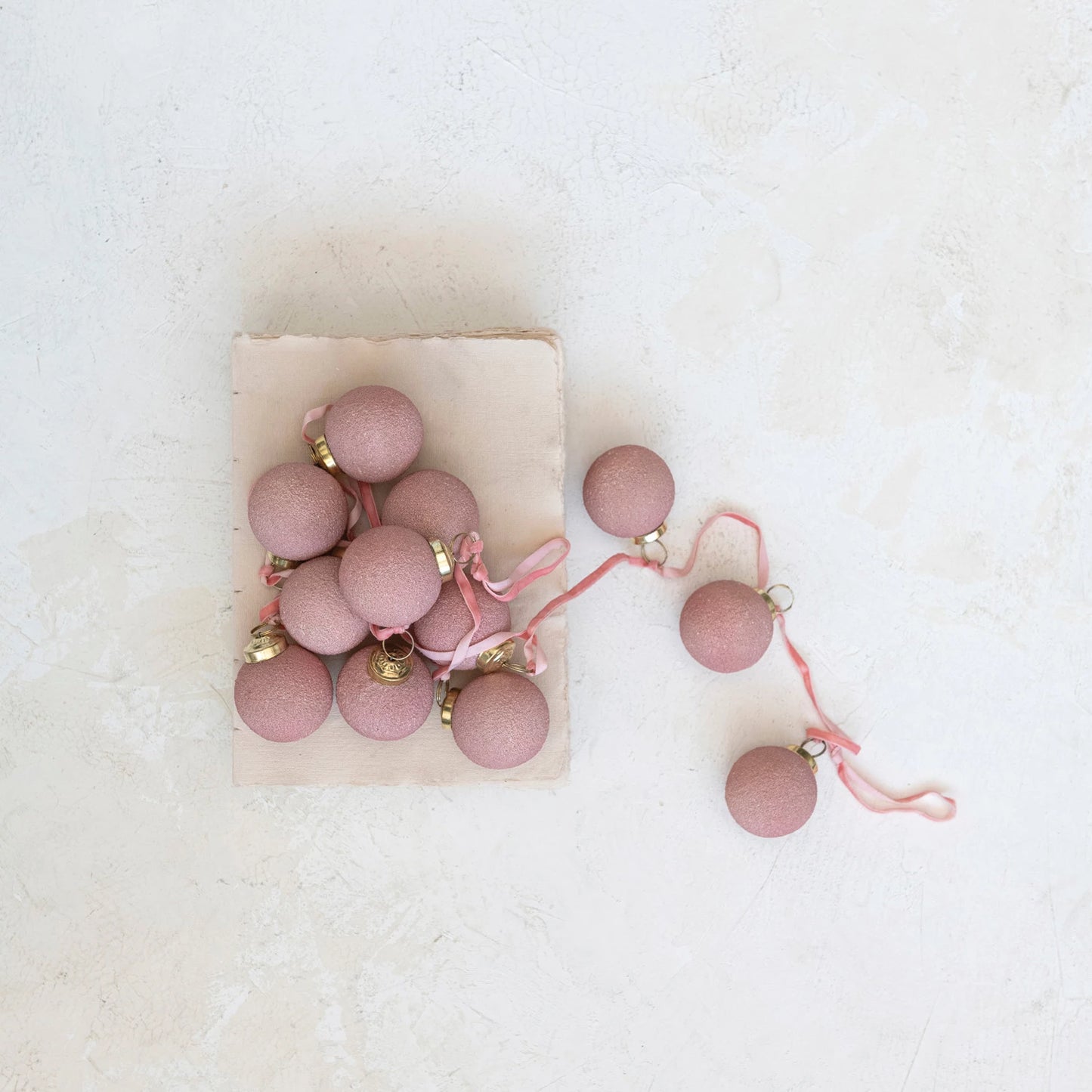 Textured Ball Ornament Garland, The Feathered Farmhouse