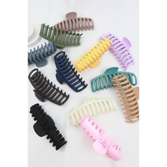 Matte Jumbo Round Comb Hair Claw, The Feathered Farmhouse