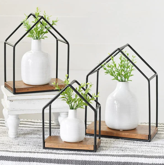 Hut Shelves, Feathered Farmhouse