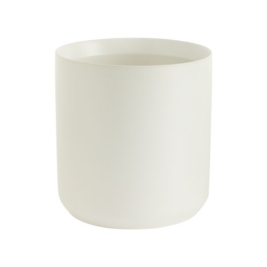 Kendall Pot, The Feathered Farmhouse