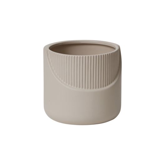 Halen Pot, The Feathered Farmhouse