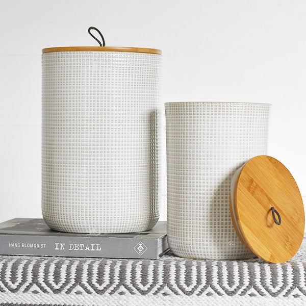 Urban Check Canisters