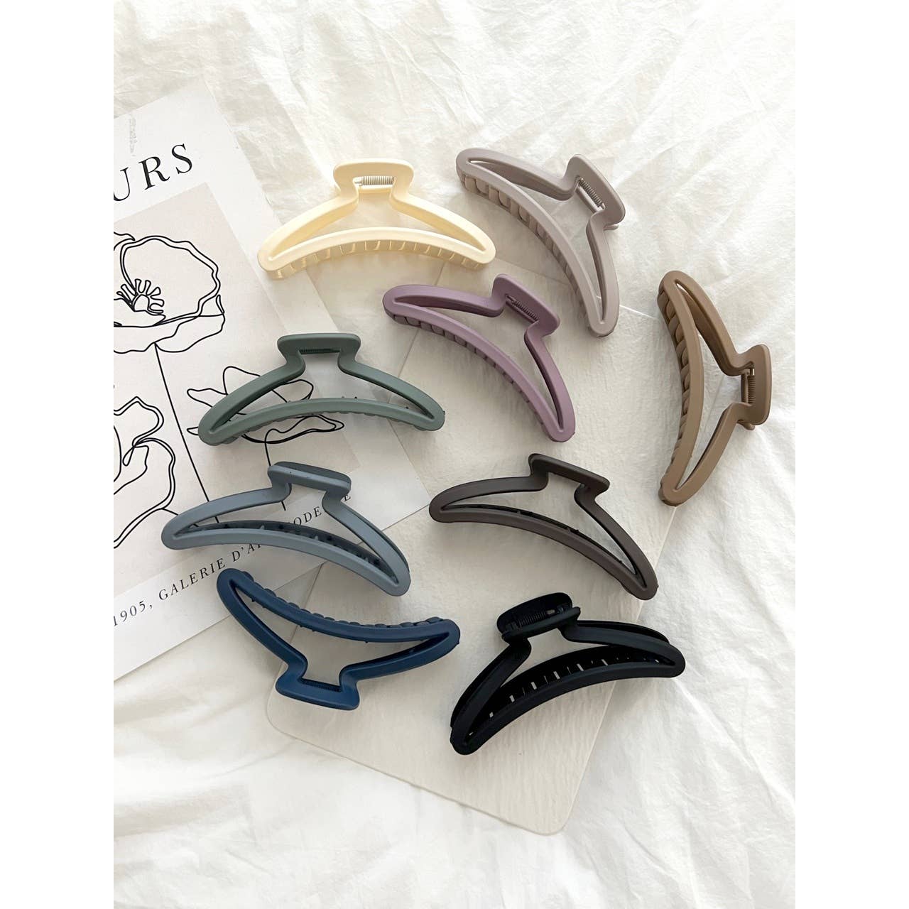 Banana Shape Matte Clips