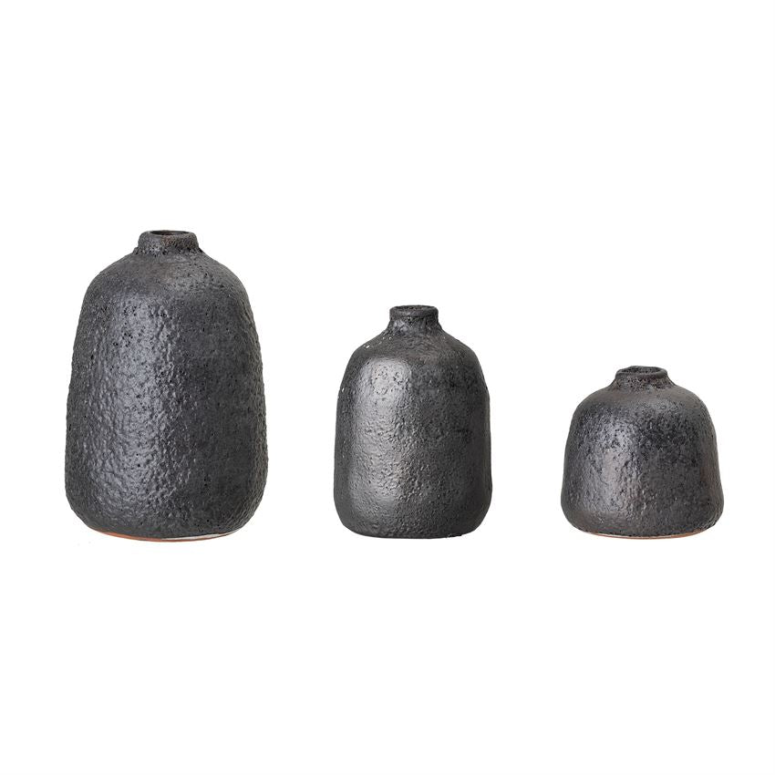 Terra-cotta Vases, The Feathered Farmhouse