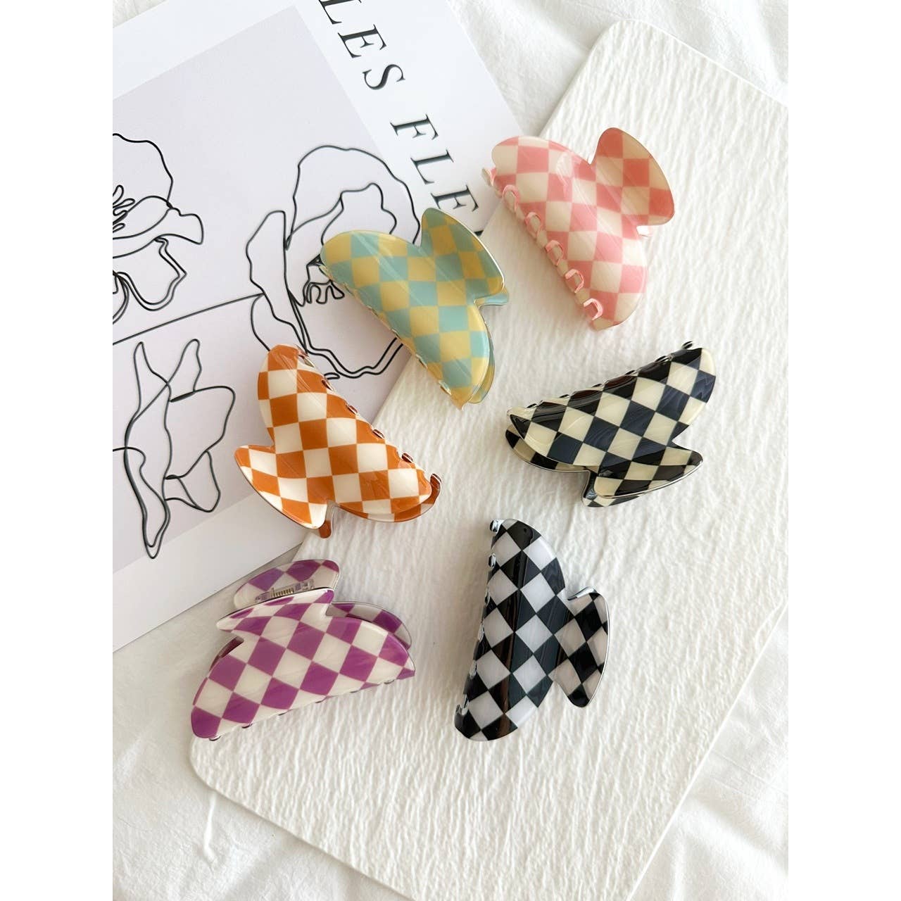 Diamond Checkered Clips