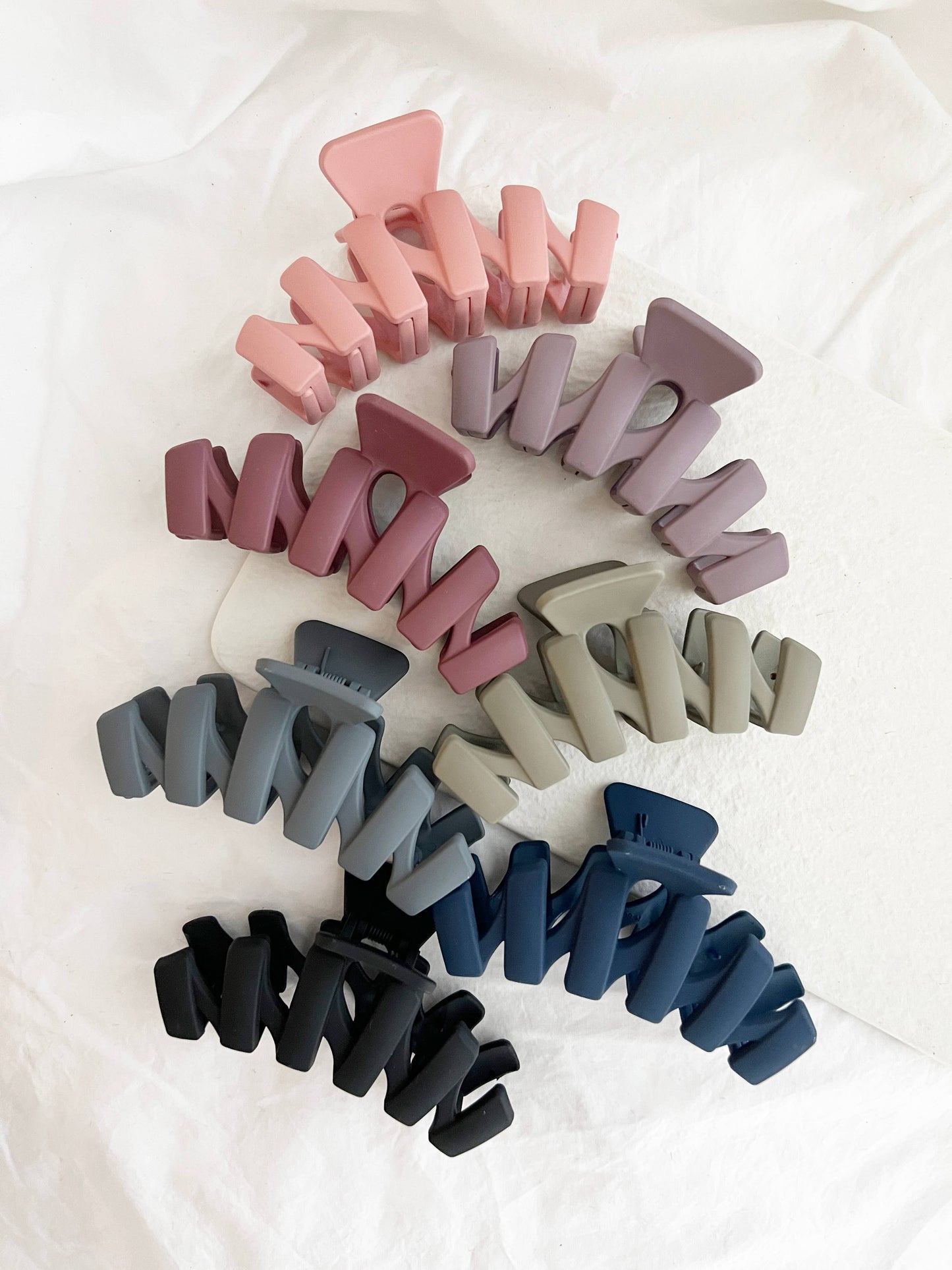 4.5" Matte ZigZag Hair Claw