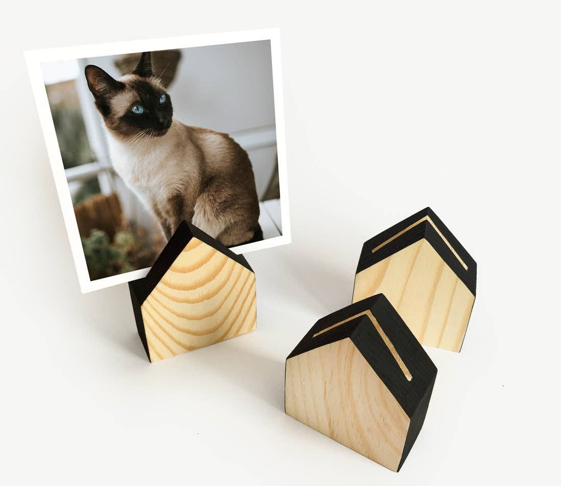 Black House Photo Holder