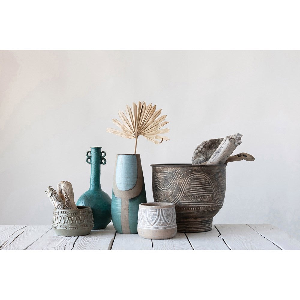 Whitewashed Pot