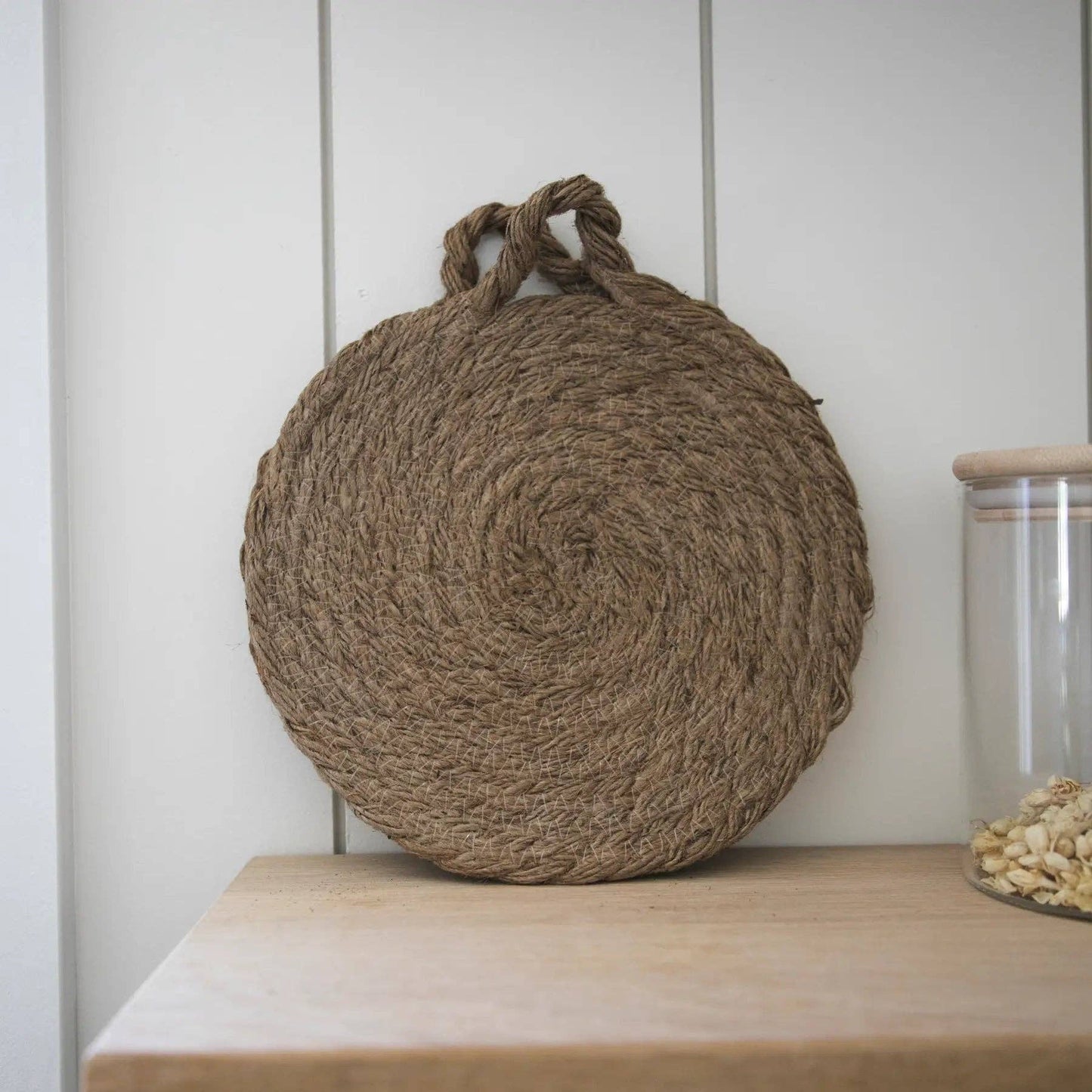 Round Woven Natural Trivets with Handle, Feathered Farmhouse