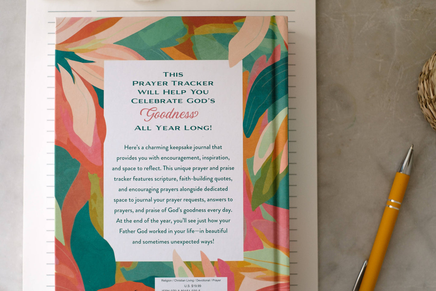 A Year of God's Goodness: A Prayer & Praise Tracker for Women, Feathered Farmhouse