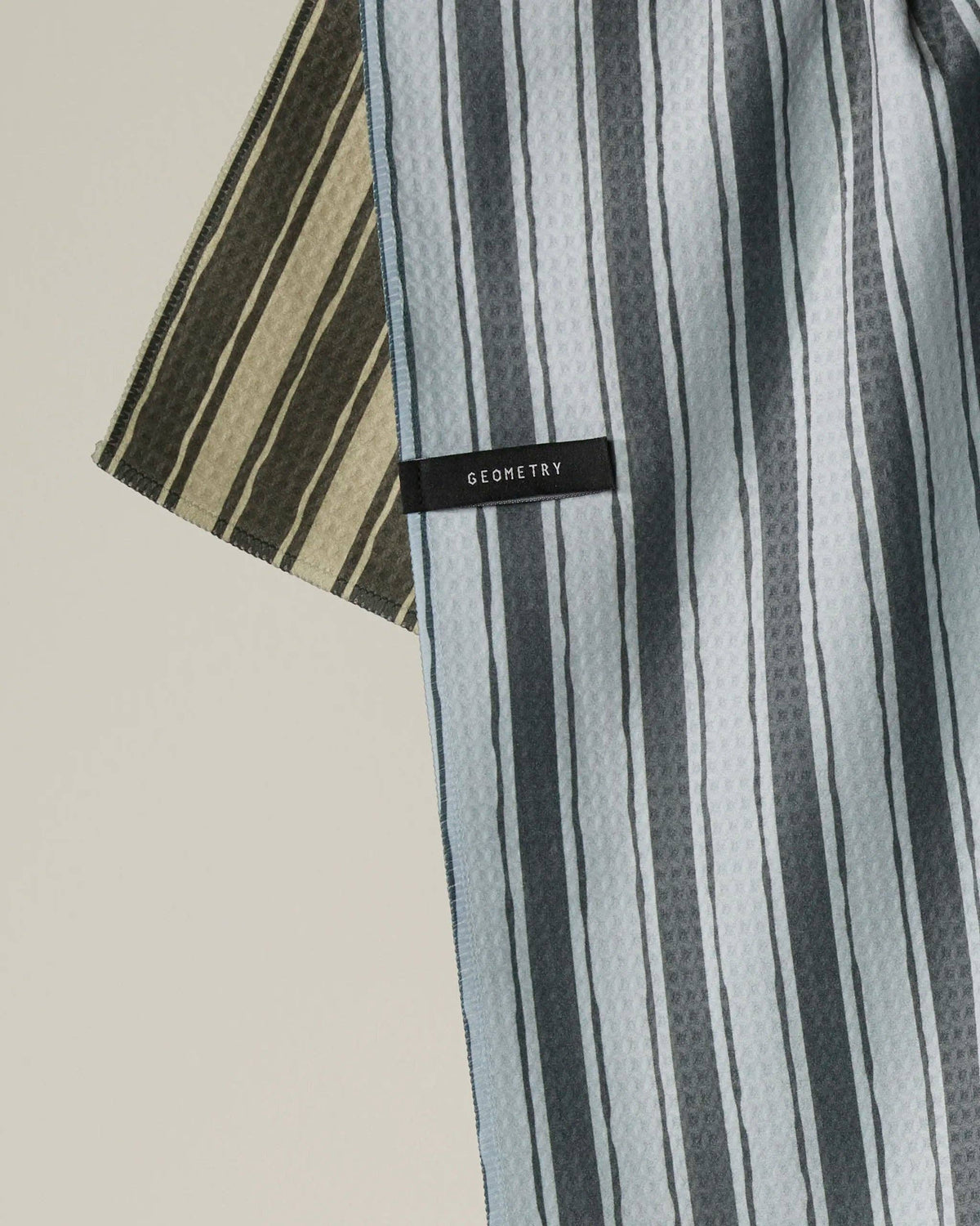 Flow Luxe Kitchen Towel, Feathered Farmhouse