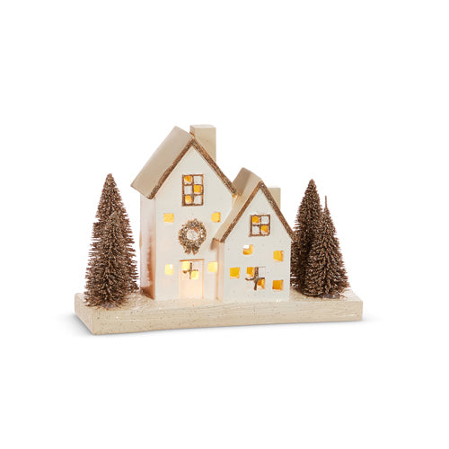 Table Top Town Scene, Feathered Farmhouse