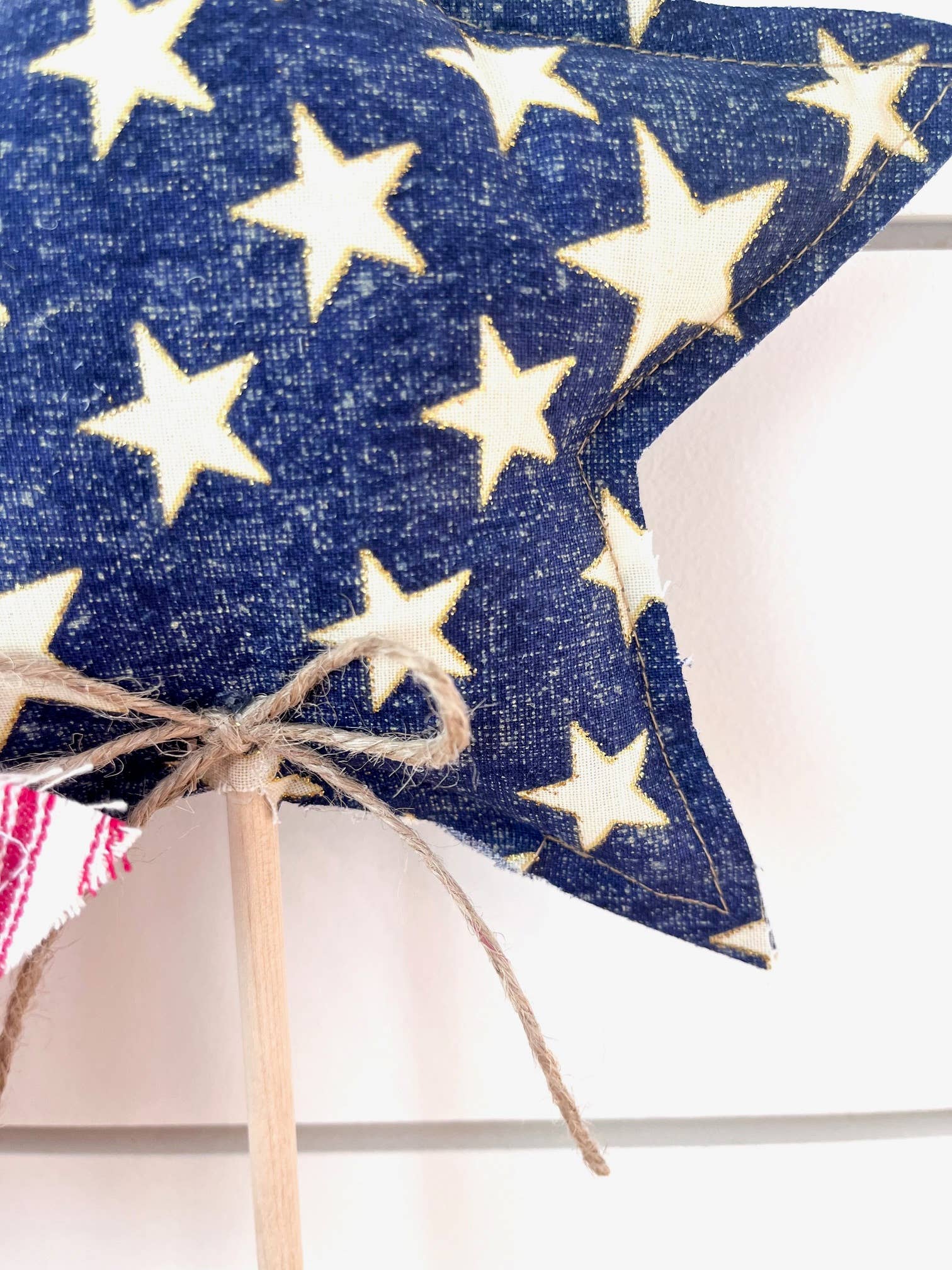 Vintage Star Rustic Star Set, Feathered Farmhouse