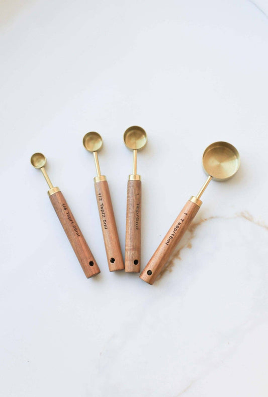 Wood Handle Measuring Spoons Set, Feathered Farmhouse