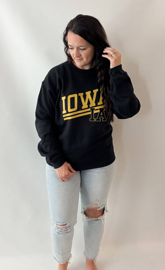 Iowa Crewneck, Feathered Farmhouse