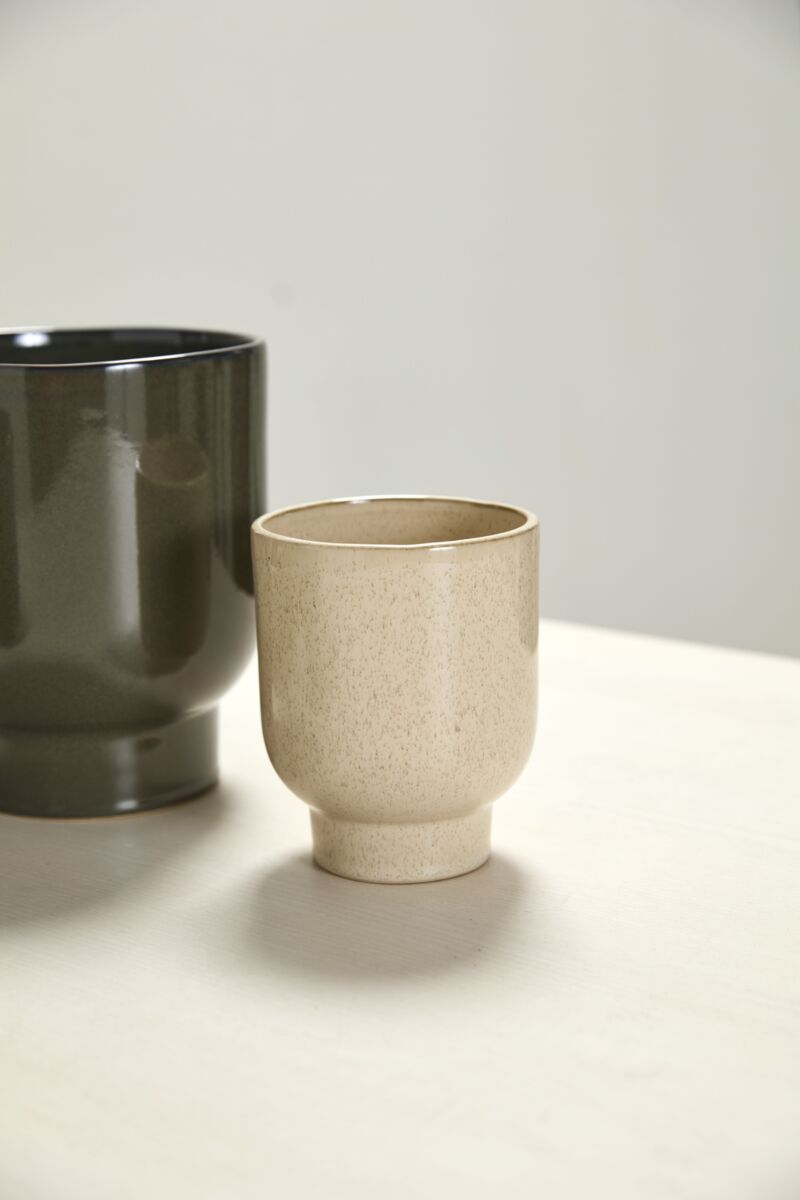 Fischer Pot, Feathered Farmhouse