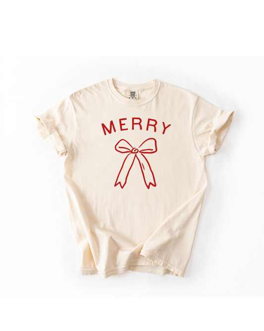 Merry Bow Tee, Feathered Farmhouse