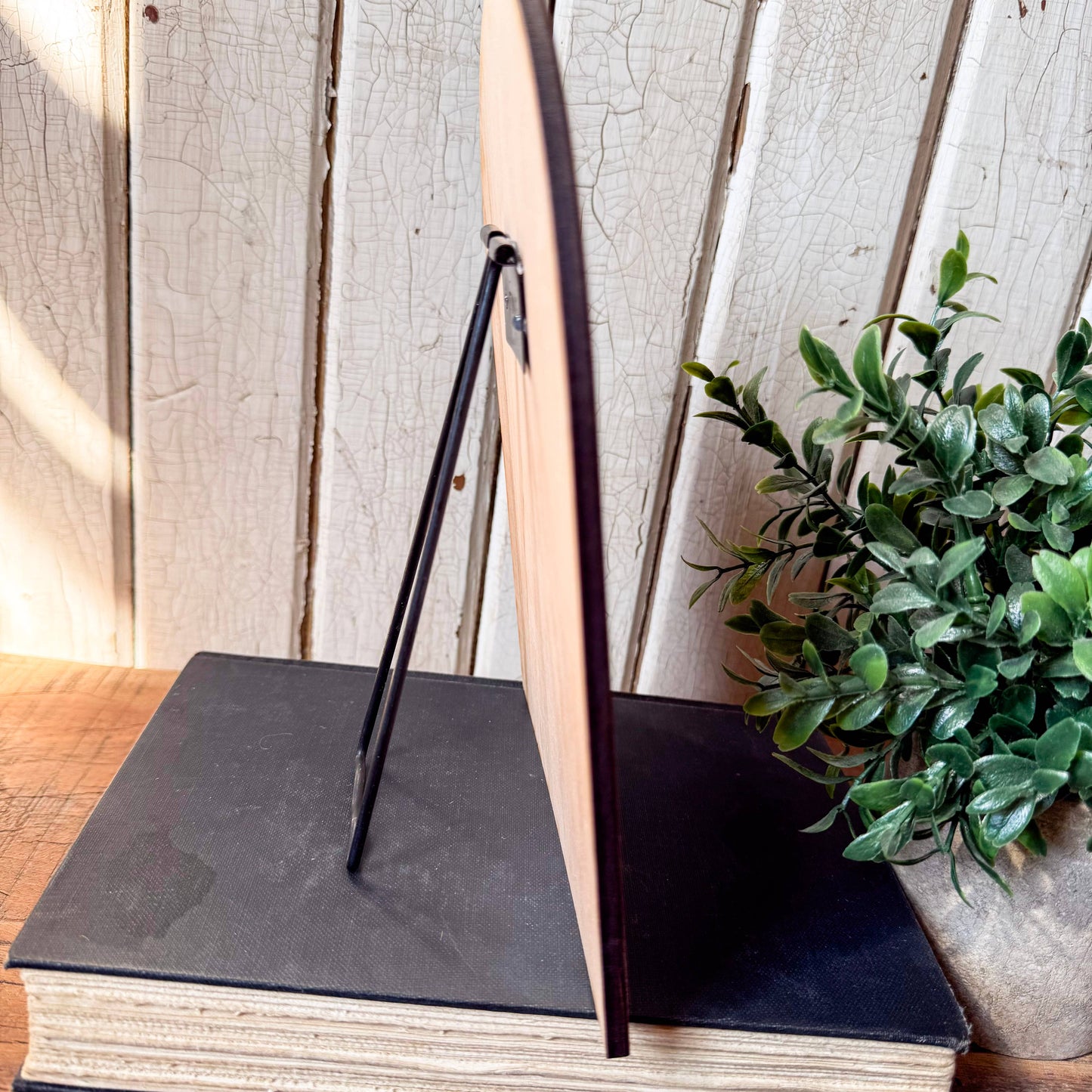 Jesus Face Arched Wood Sign Shelf Sitter, Feathered Farmhouse