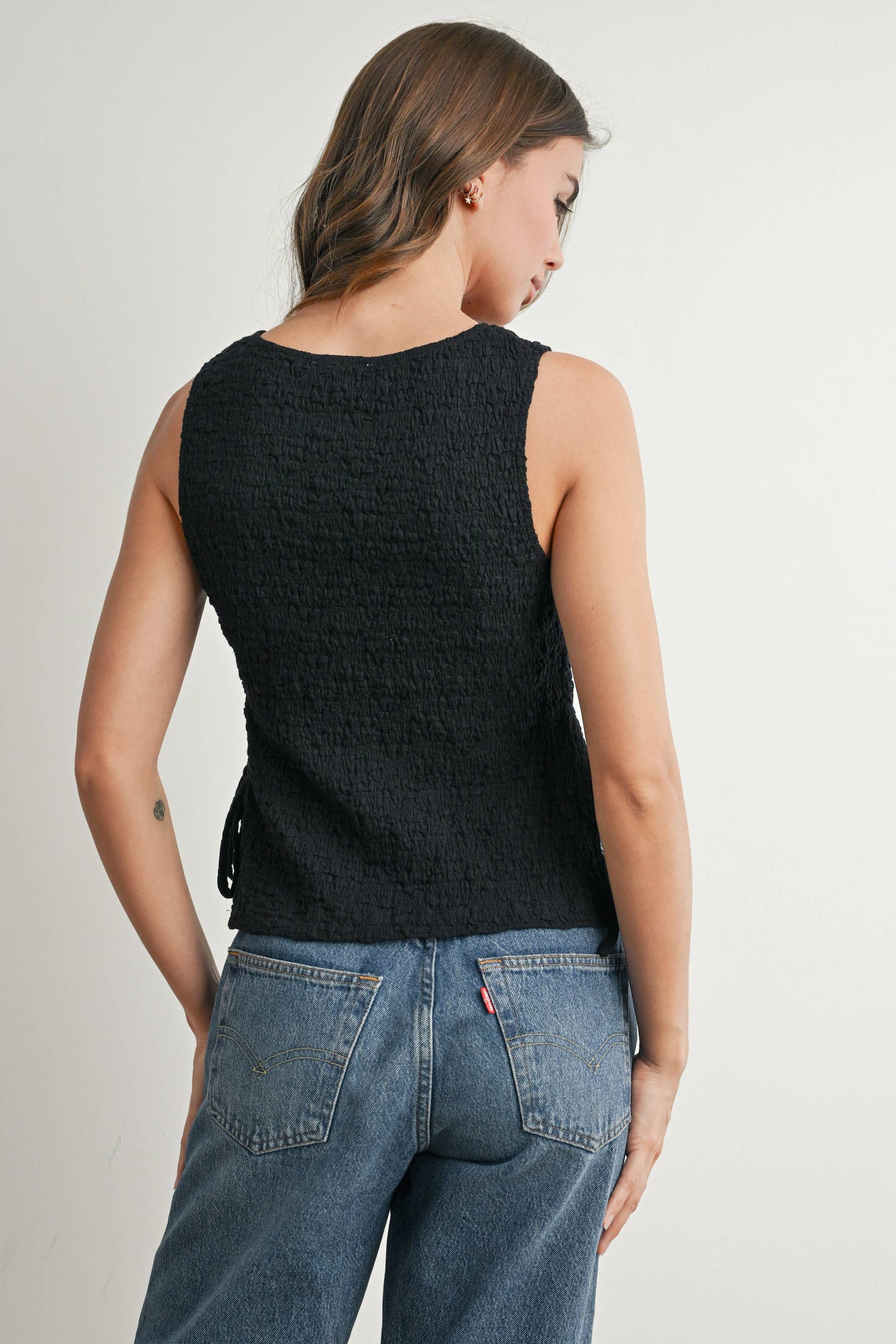 Texture Tie-Top, Feathered Farmhouse