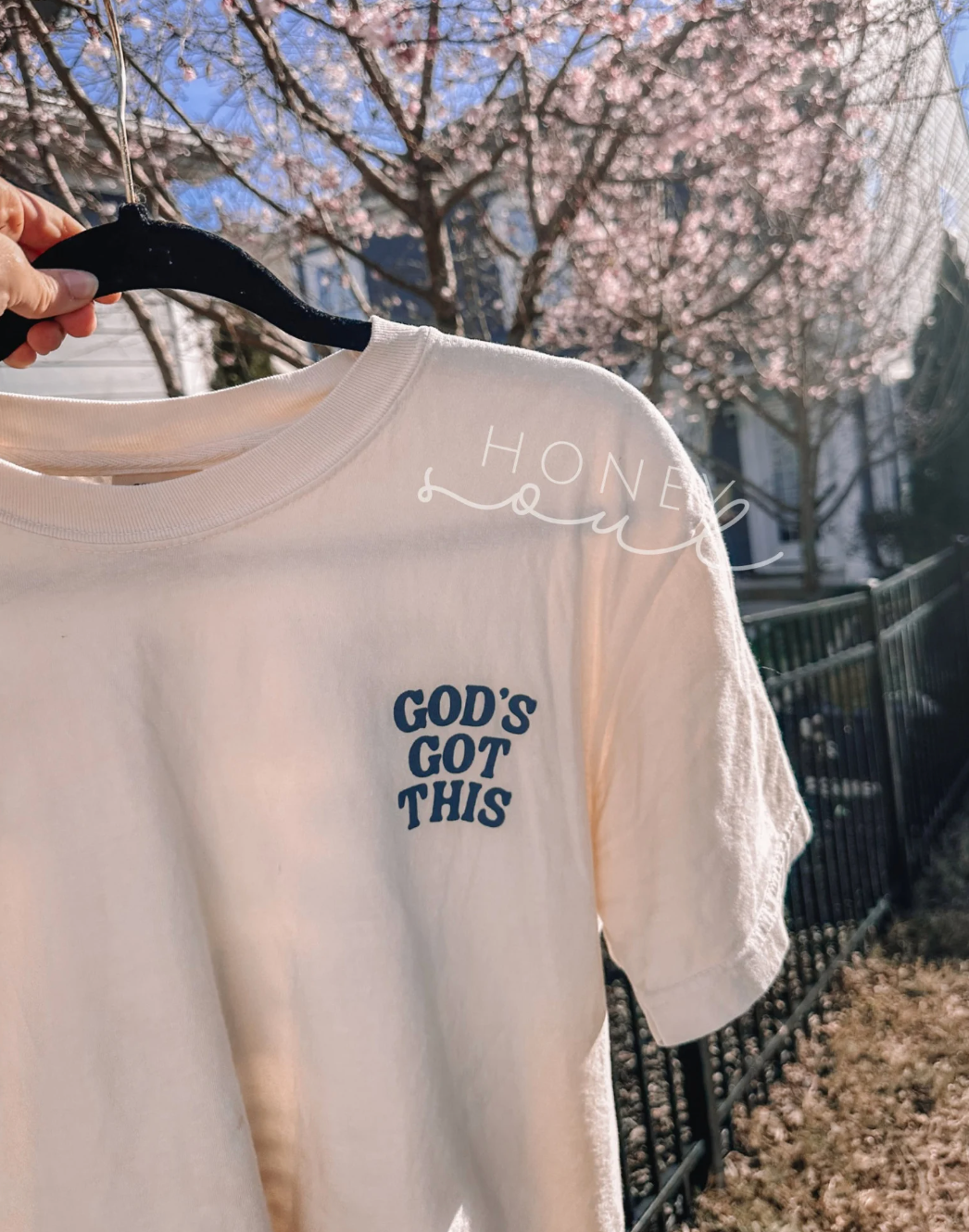 God’s Got This Graphic Tee, Feathered Farmhouse