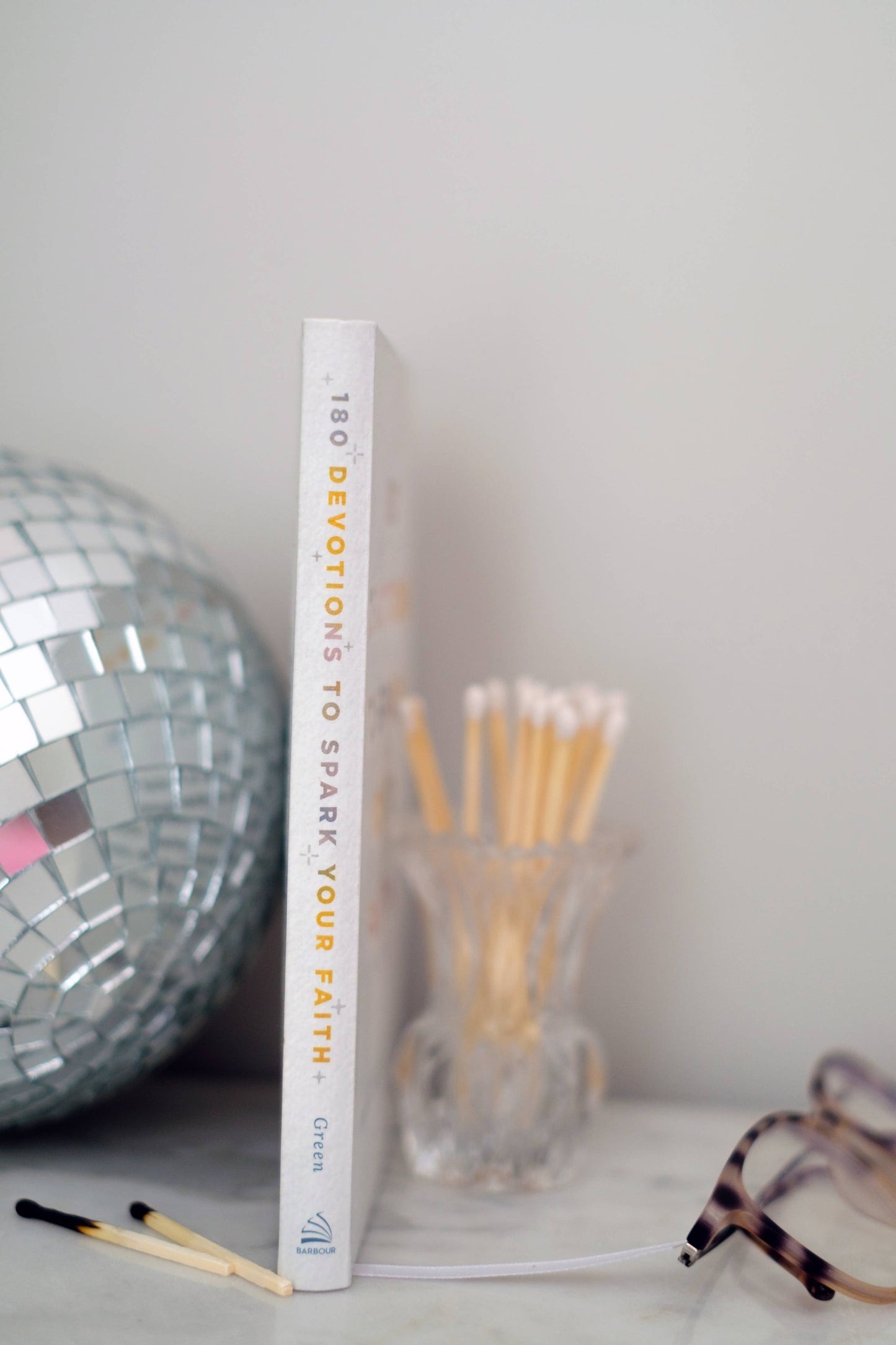 180 Devotions to Spark Your Faith, Feathered Farmhouse