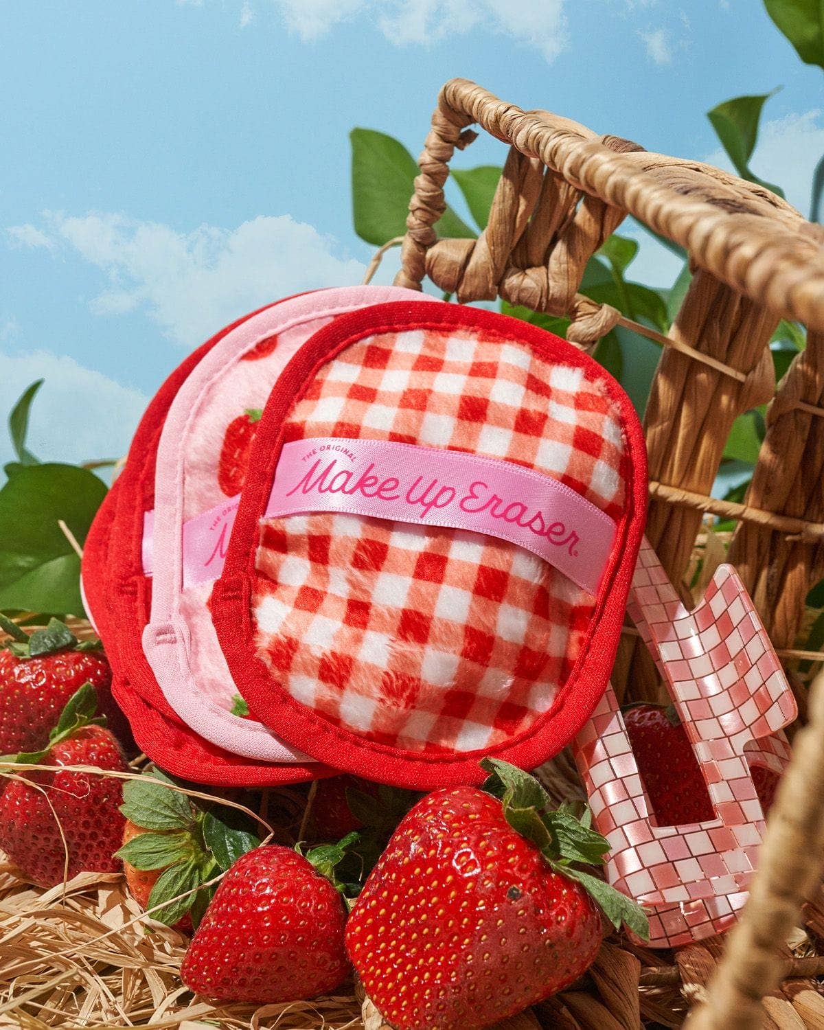 Strawberry Fields 7-Day Set, Feathered Farmhouse