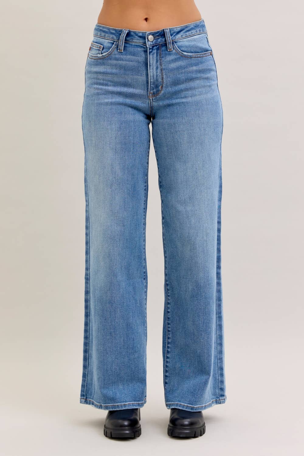 Retro Wide Leg Jeans, Feathered Farmhouse