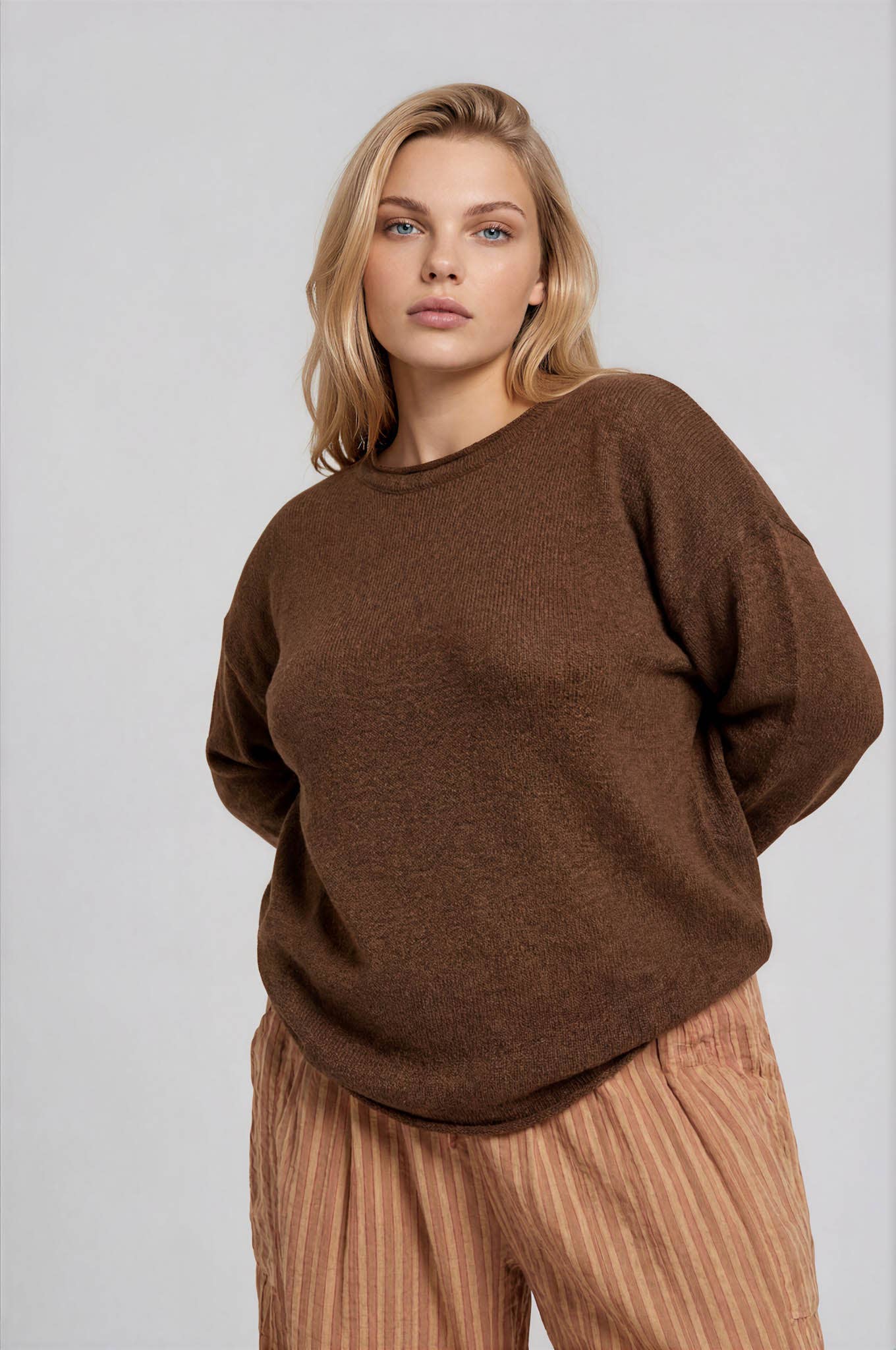 Plus Textured Raw Edge Long Sleeve Knit Sweater, Feathered Farmhouse 