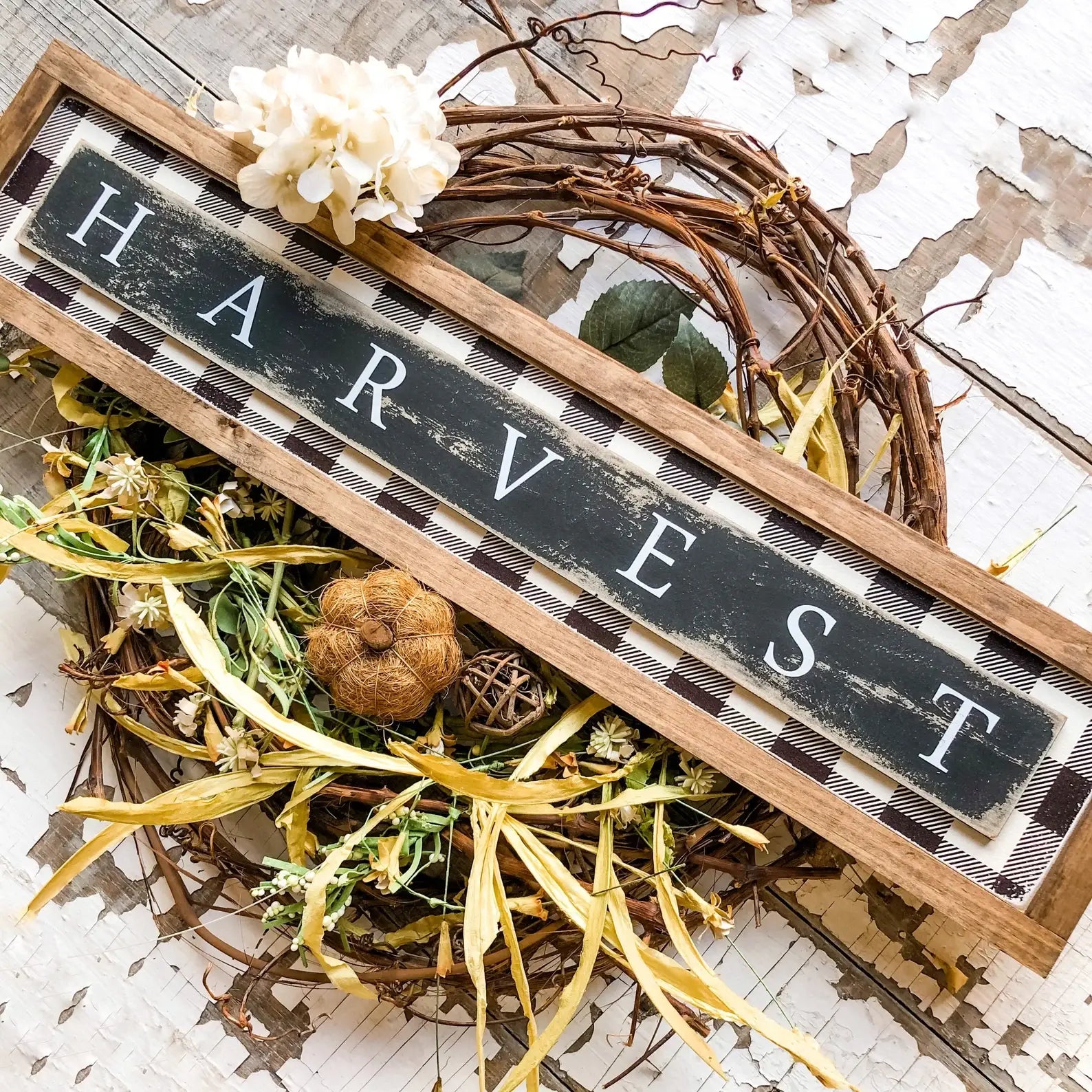 Harvest Plaid Background Sign, Feathered Farmhouse