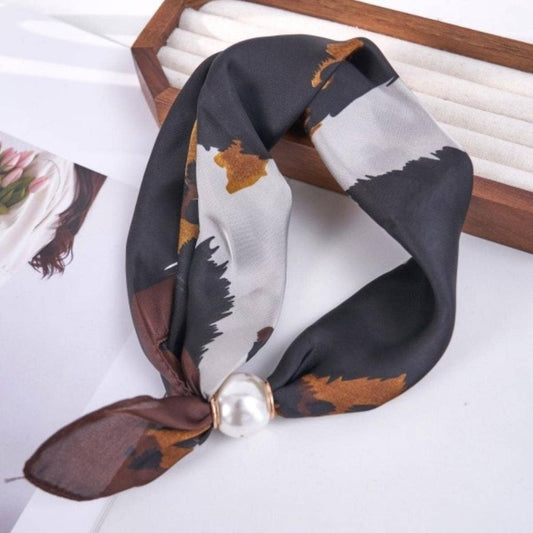 Bella Pearl Magnetic Closure Neck Scarf