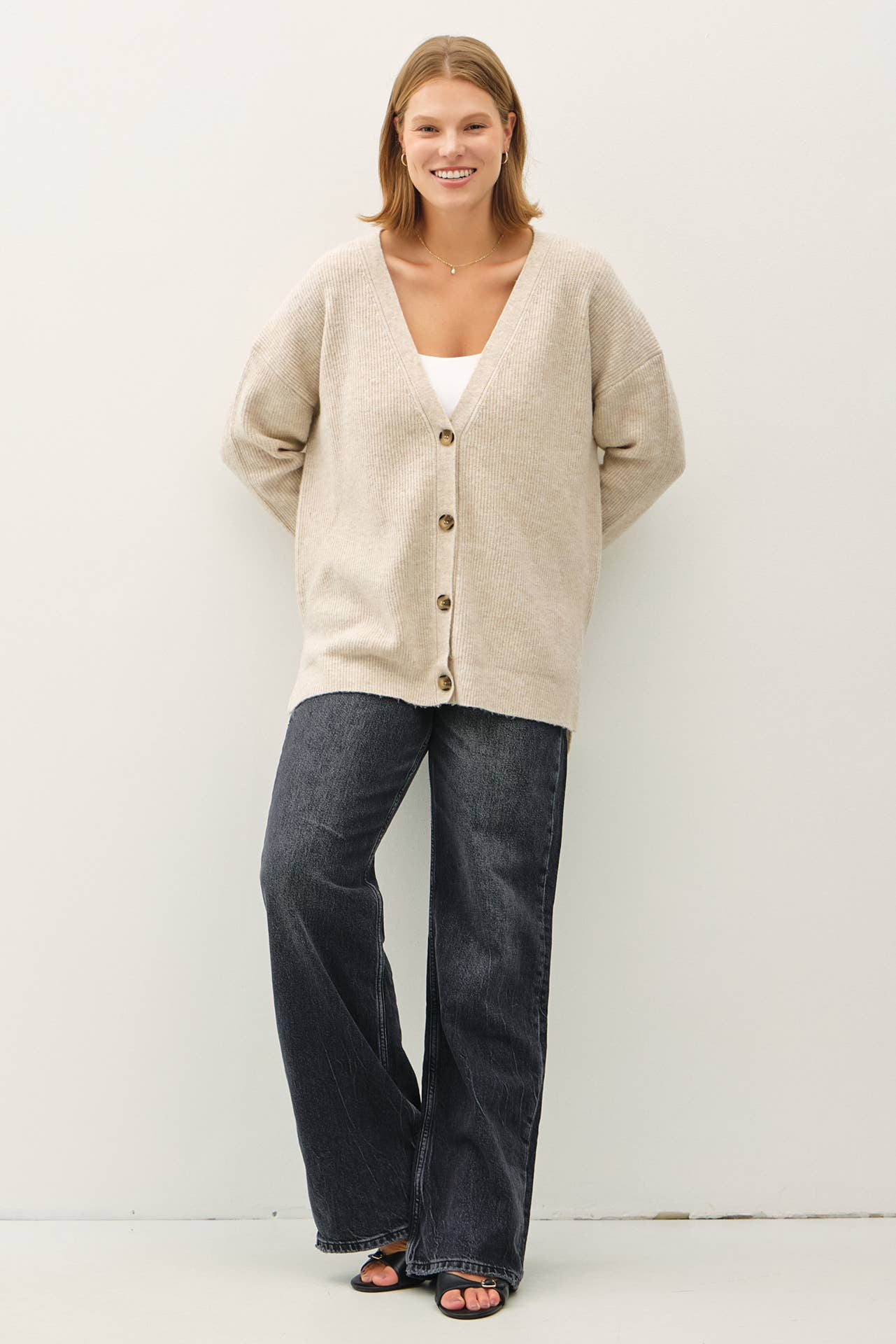 Plus Size V-Neck Ribbed Cardigan